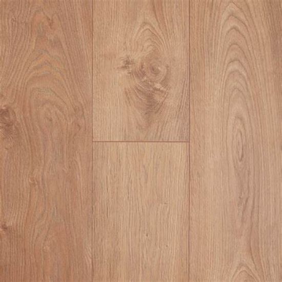 LAMINAAT  ROBLE RUNAR 1380X193X8MM - 2.397M2/DS